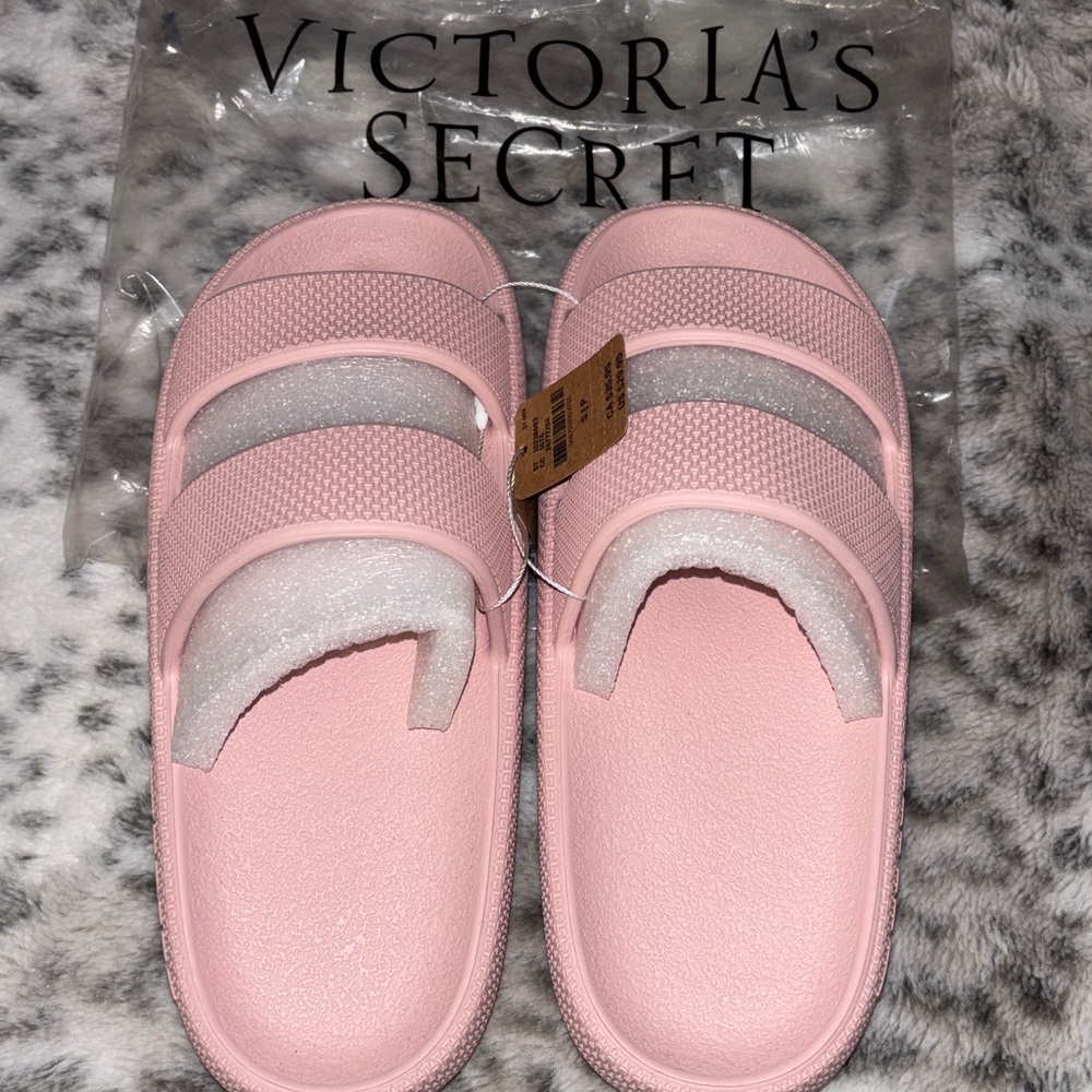 Pink slides - Picture 2 of 5